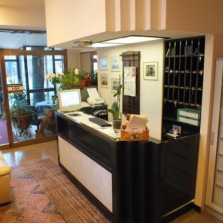 ליצאנו אין בלוודרה Piccolo Hotel מראה חיצוני תמונה