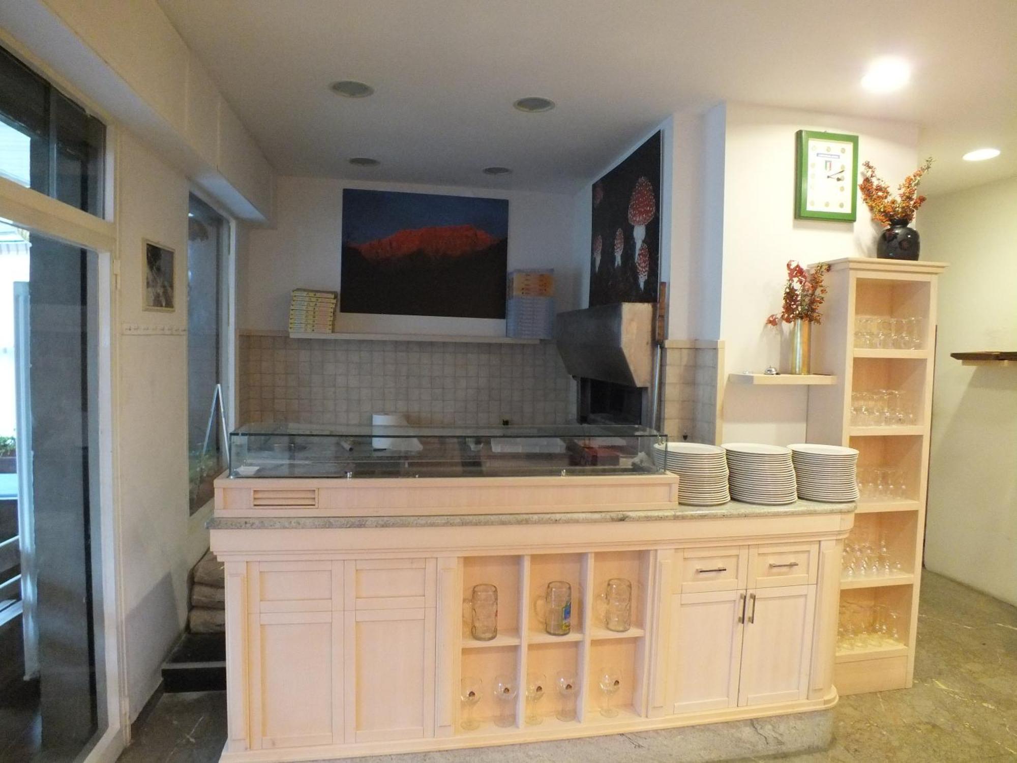 ליצאנו אין בלוודרה Piccolo Hotel מראה חיצוני תמונה