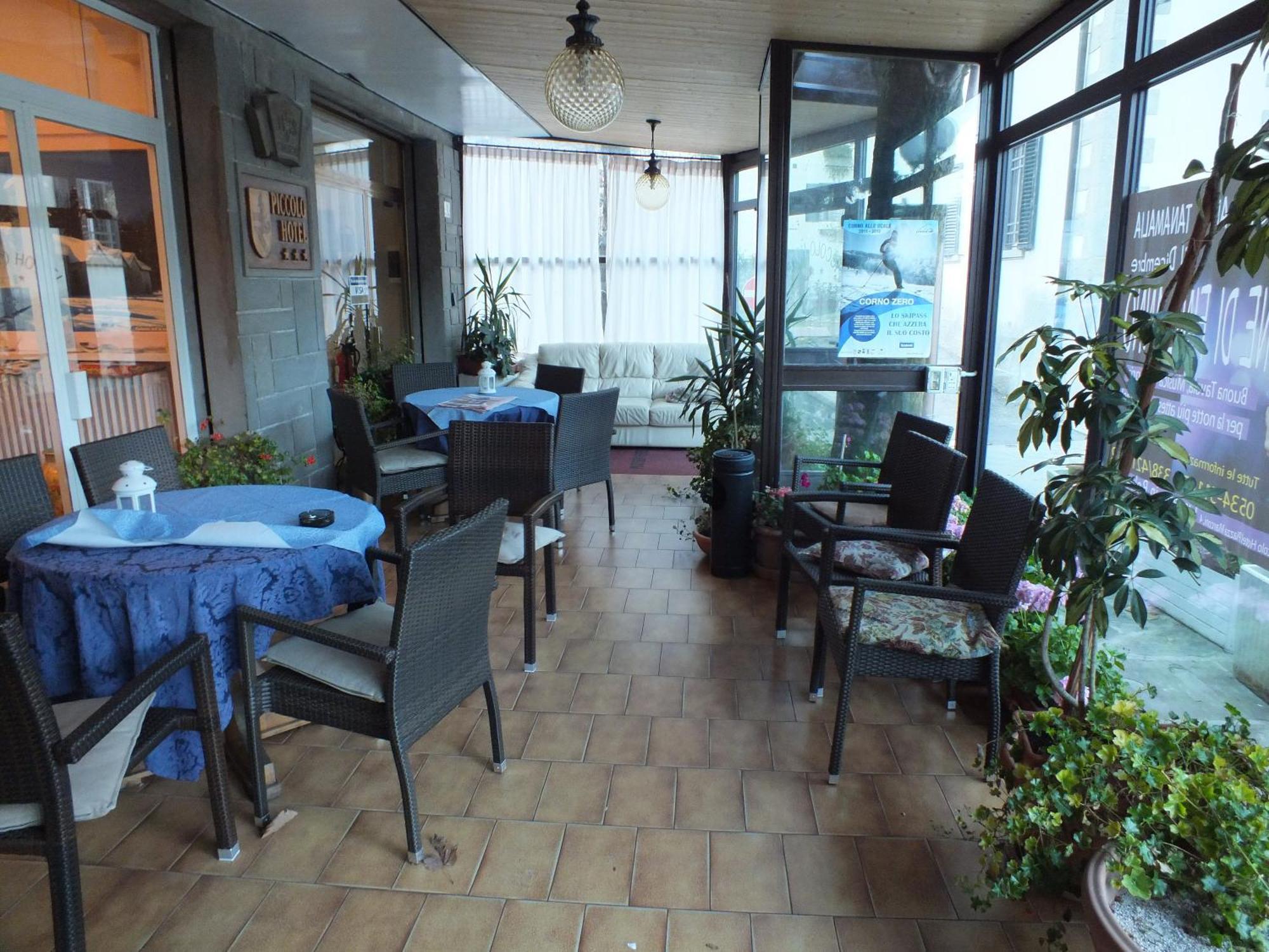 ליצאנו אין בלוודרה Piccolo Hotel מראה חיצוני תמונה